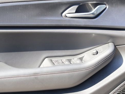 New 2025 Jeep Grand Cherokee Laredo X w/ Trailer Tow Package image 21