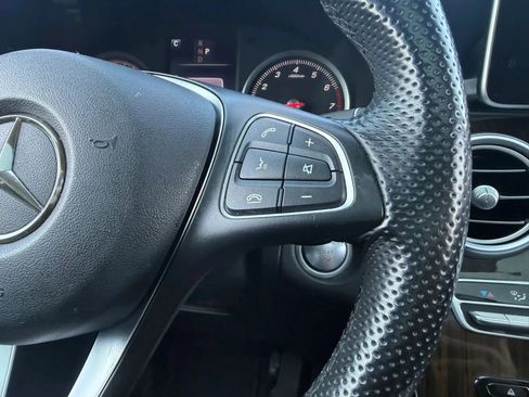 Used 2016 Mercedes-Benz GLC 300 4MATIC image 18