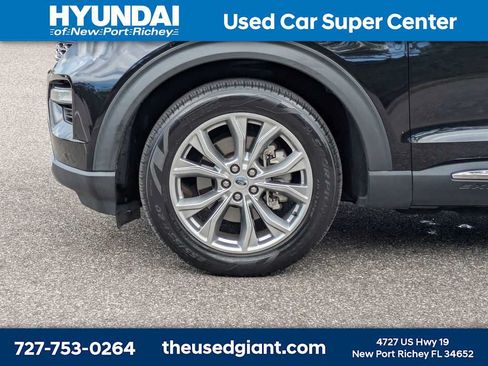 Used 2023 Ford Explorer Limited w/ Equipment Group 301A RWD image 10