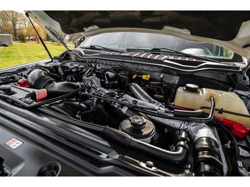 Used 2018 Ford F250 Lariat w/ Lariat Value Package image 37