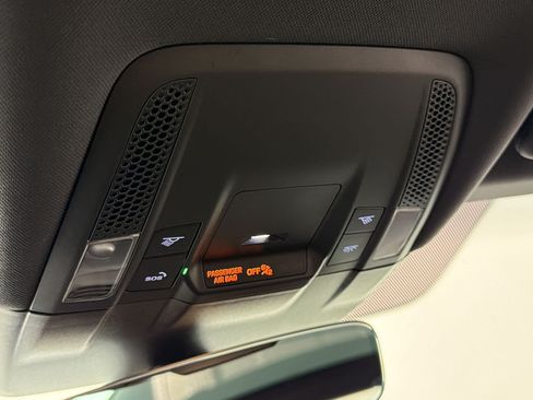 Certified 2022 Porsche Taycan RWD image 26