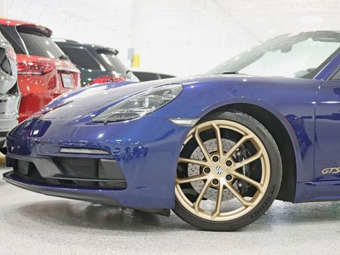 Used 2021 Porsche 718 Boxster GTS RWD image 3