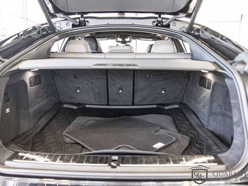 Used 2025 BMW X6 M Competition w/ Executive Package image 17