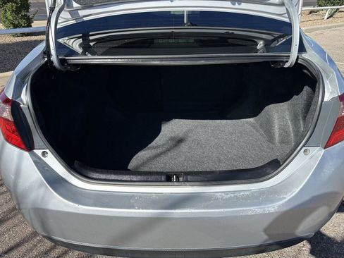 Used 2019 Toyota Corolla LE FWD image 6