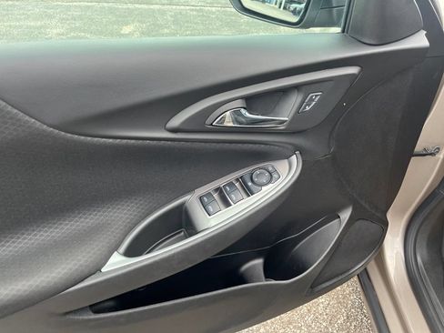 Used 2025 Chevrolet Malibu LT FWD image 10