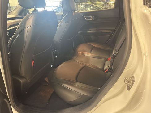 Used 2025 Jeep Compass Trailhawk w/ Trailer Tow Group image 10