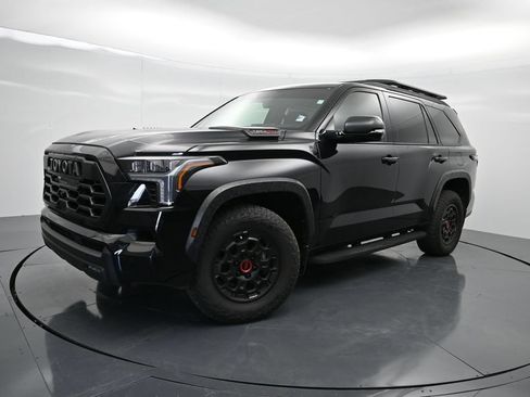 Used 2025 Toyota Sequoia TRD Pro AWD/4WD image 1