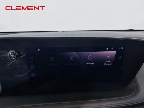 Used 2025 Buick Encore GX Preferred FWD image 19
