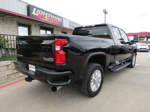 Used 2021 Chevrolet Silverado 2500 High Country w/ Z71 Off-Road Package AWD/4WD image 4