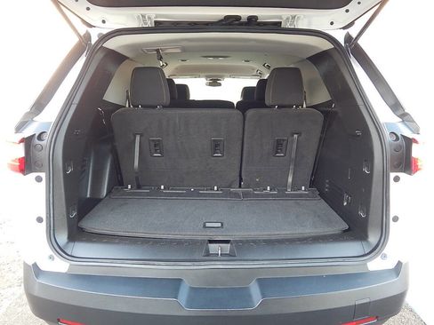 Used 2020 Chevrolet Traverse LS image 25