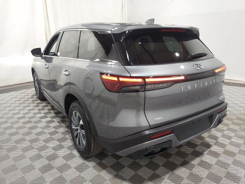 Used 2024 INFINITI QX60 Pure AWD/4WD image 2