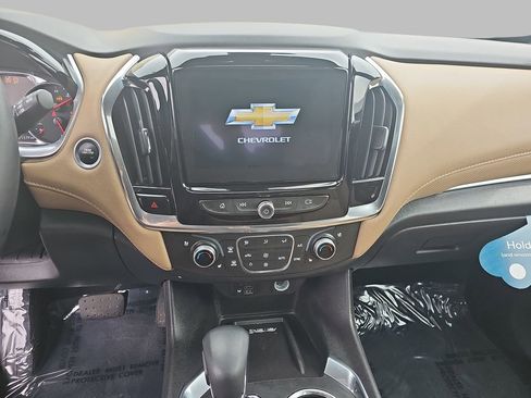 Used 2023 Chevrolet Traverse Premier AWD/4WD image 26