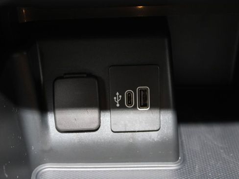 Used 2025 Ford Explorer Active image 56