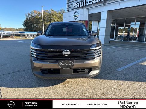 Certified 2025 Nissan Kicks SV image 19