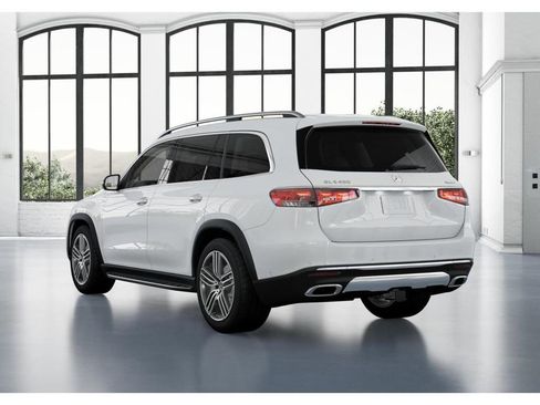 New 2026 Mercedes-Benz GLS 450 4MATIC image 28