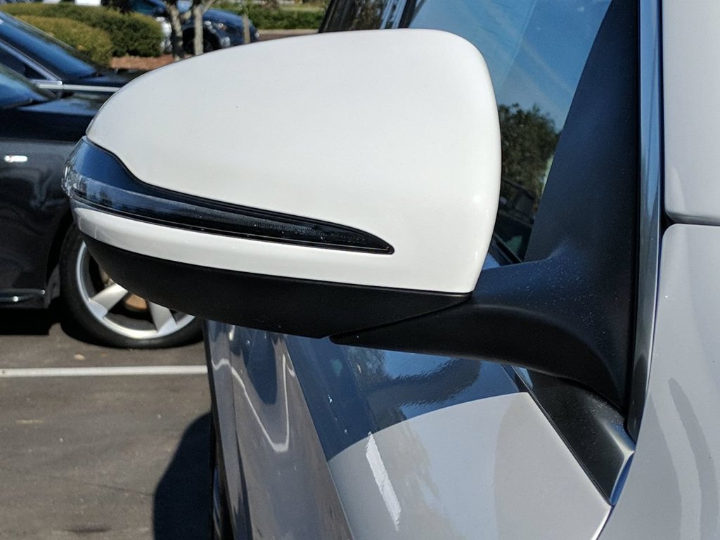 Used 2021 Mercedes-Benz GLC 300 image 9