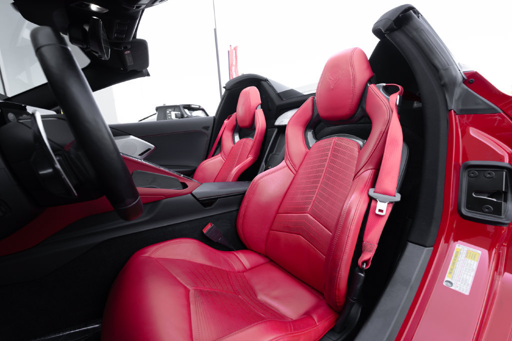 Used 2020 Chevrolet Corvette Stingray Preferred Conv w/ 2LT Preferred Equipment Group RWD image 21