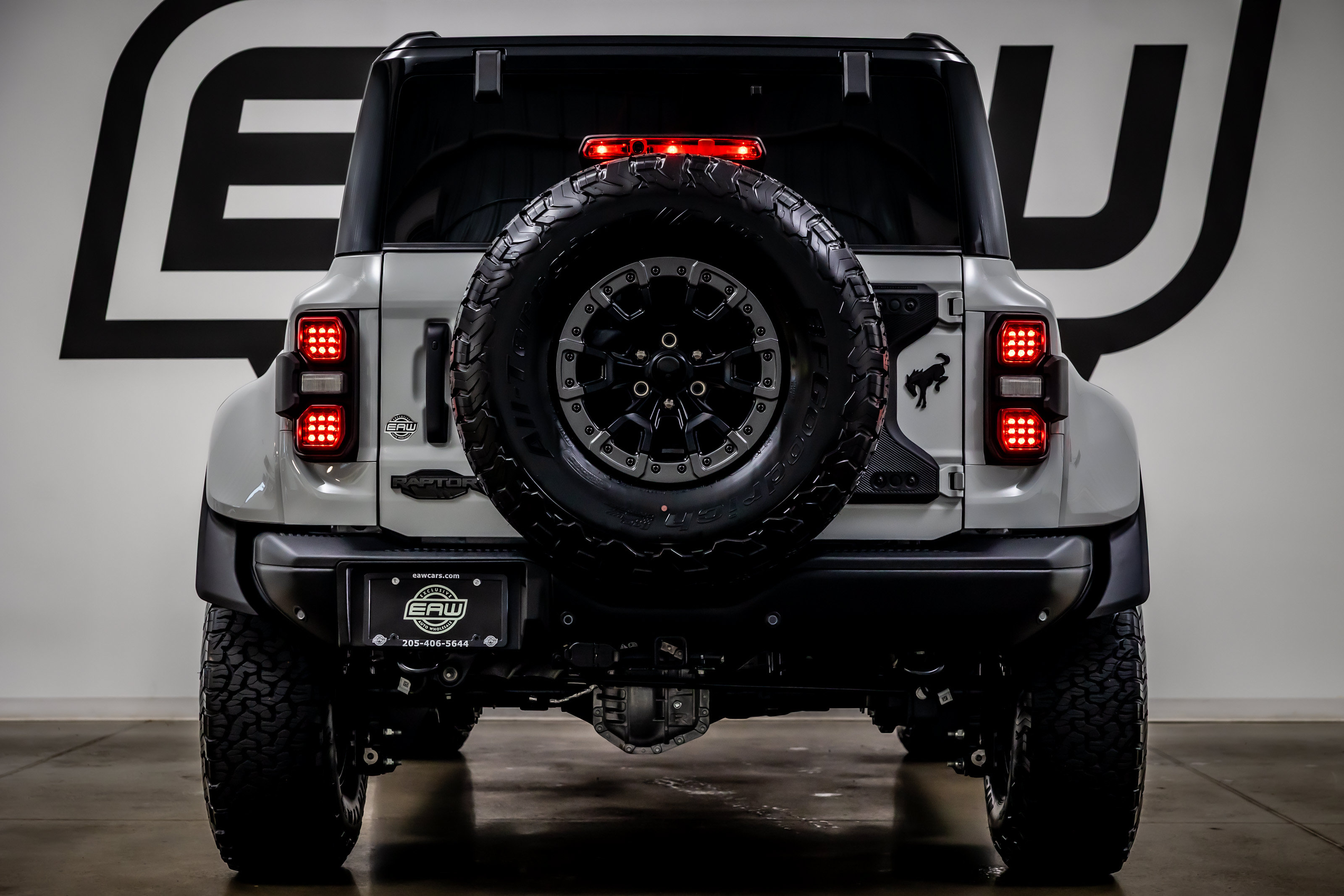 Used 2026 Ford Bronco Raptor w/ Interior Carbon Fiber Pack AWD/4WD image 11