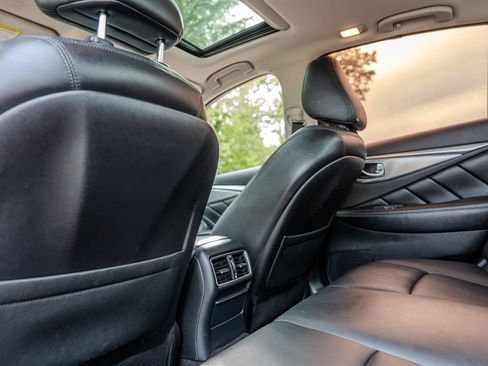 Used 2015 INFINITI Q50 Premium w/ Navigation Package image 30