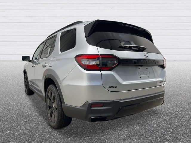 New 2026 Honda Pilot Black Edition image 3