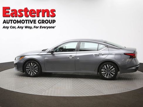 Used 2024 Nissan Altima 2.5 SV image 60