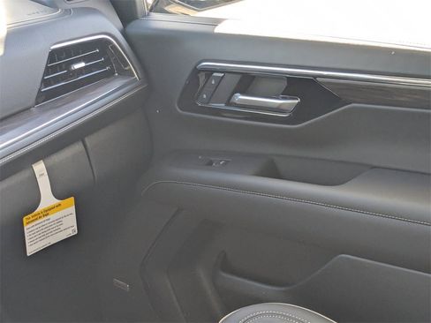 New 2026 Chevrolet Tahoe Premier image 14