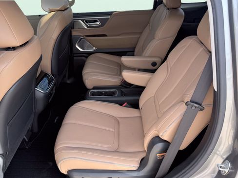 Used 2025 INFINITI QX80 Sensory AWD/4WD image 34