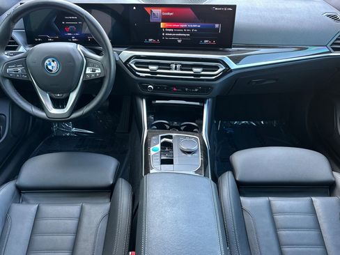 Used 2023 BMW i4 eDrive40 w/ Premium Package image 17
