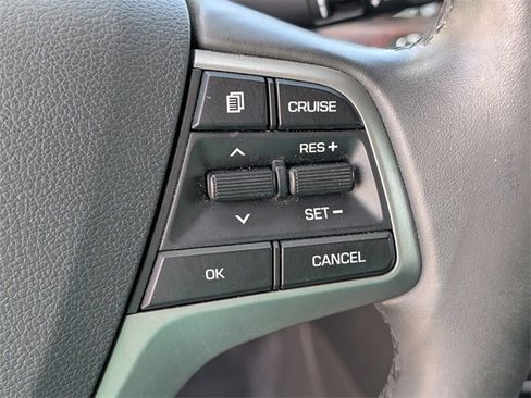 Used 2017 Hyundai Elantra Value Edition image 20