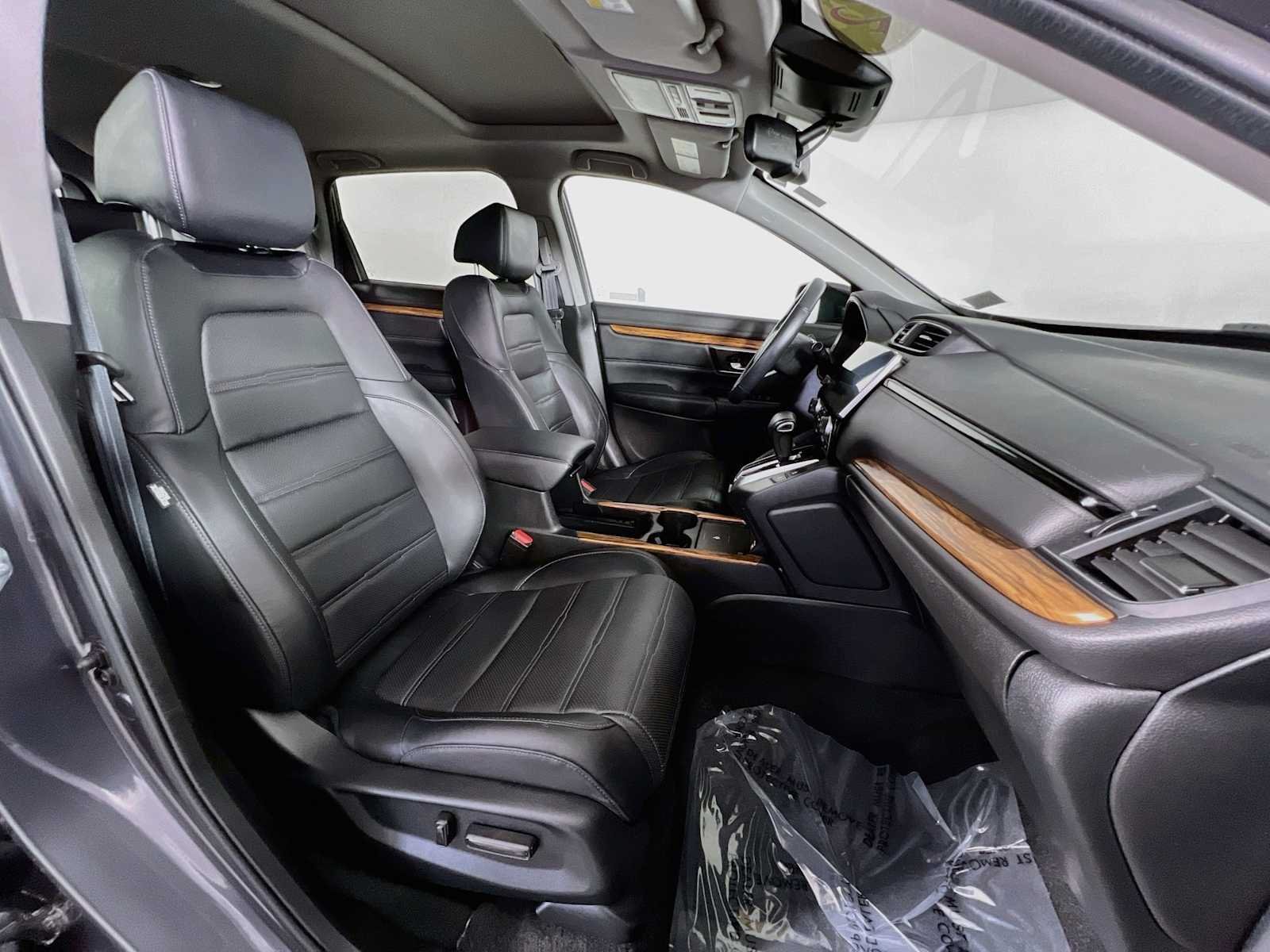 Used 2022 Honda CR-V Touring image 30