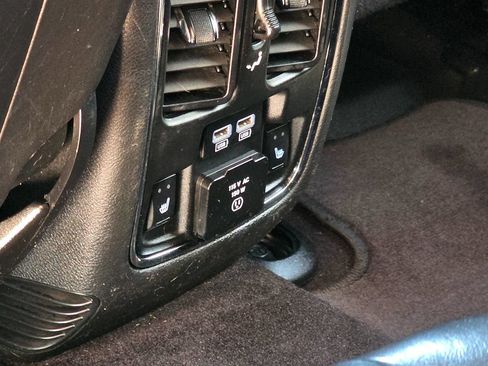 Used 2017 Dodge Durango GT w/ Nav & Power Liftgate Group RWD image 23