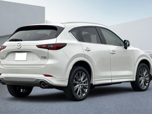 New 2025 MAZDA CX-5 Signature image 3