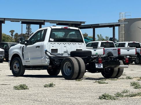 New 2025 Ford F350 XL w/ XL Chrome Package image 6