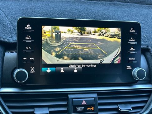 Used 2018 Honda Accord Sport image 20
