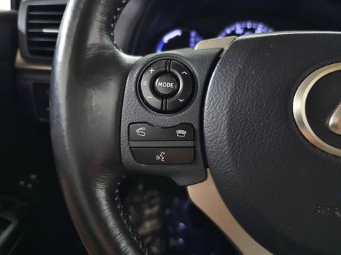 Used 2015 Lexus CT 200h FWD image 19