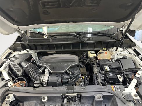 Used 2017 GMC Acadia SLT FWD image 32