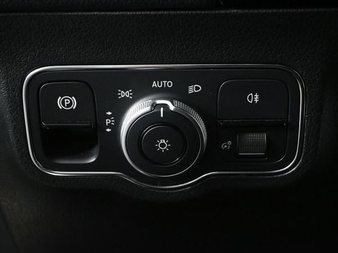Certified 2023 Mercedes-Benz GLA 250 w/ AMG Line Exterior image 9