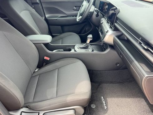 New 2026 Hyundai Kona SEL Sport FWD image 7