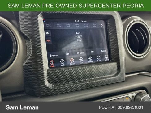 Used 2022 Jeep Wrangler Sport AWD/4WD image 14