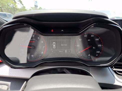 New 2026 Chevrolet Trax RS w/ Driver Confidence Package FWD image 32