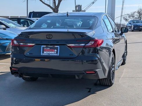 New 2026 Toyota Camry SE image 4