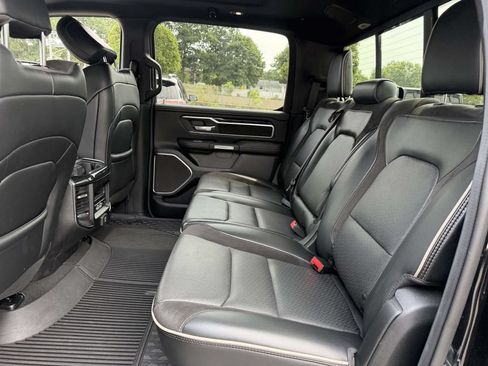 Used 2019 RAM 1500 Laramie AWD/4WD image 20
