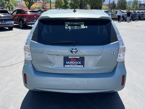 Used 2014 Toyota Prius V Three FWD image 9