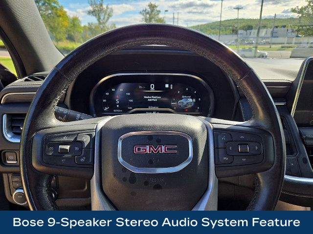 Used 2022 GMC Yukon XL SLT w/ SLT Premium Package AWD/4WD image 4