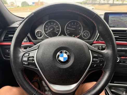 Used 2014 BMW 328i xDrive Sedan AWD/4WD image 29
