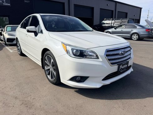 Used 2016 Subaru Legacy 3.6R Limited AWD/4WD image 3