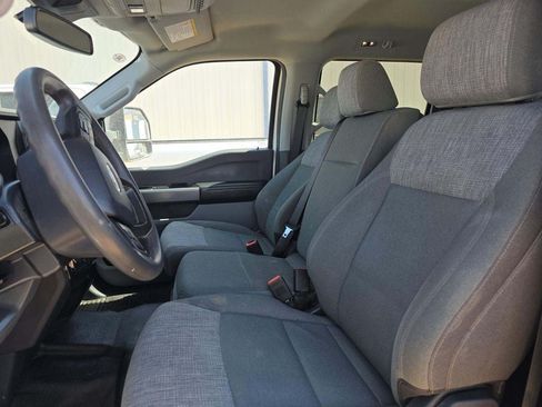 Used 2025 Ford F550 4x4 Crew Cab w/ XLT Value Package image 5