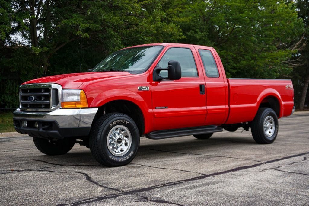 Used 2001 Ford F250 4x4 SuperCab Super Duty image 3