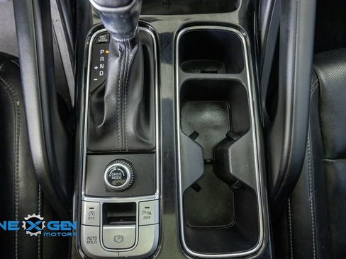 Used 2022 Kia Telluride S FWD image 23