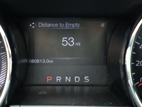 Used 2017 Ford Mustang Coupe image 3